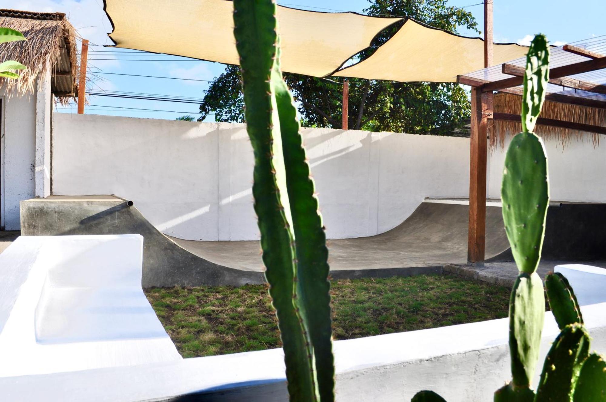 Ripbowl Guest House Selong Belanak Eksteriør billede